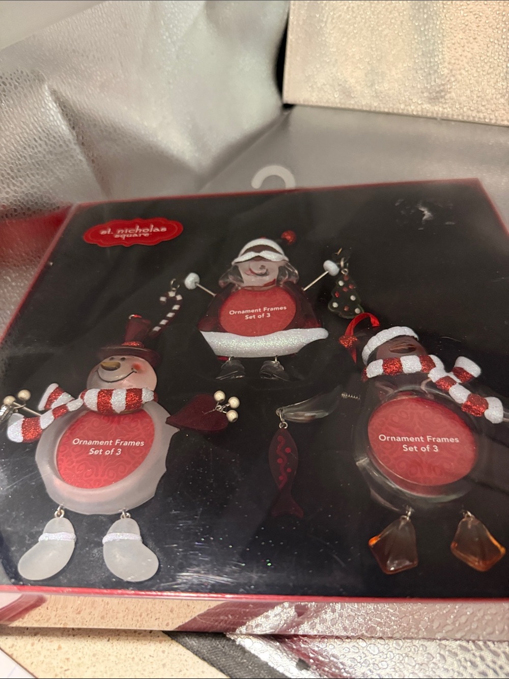 NWT St Nicholas Red Holiday Ornament Frame Set of 3